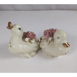 Vintage Artmark Jade Porcelain Ducks & Gold Tone Roses Salt & Pepper Shakers